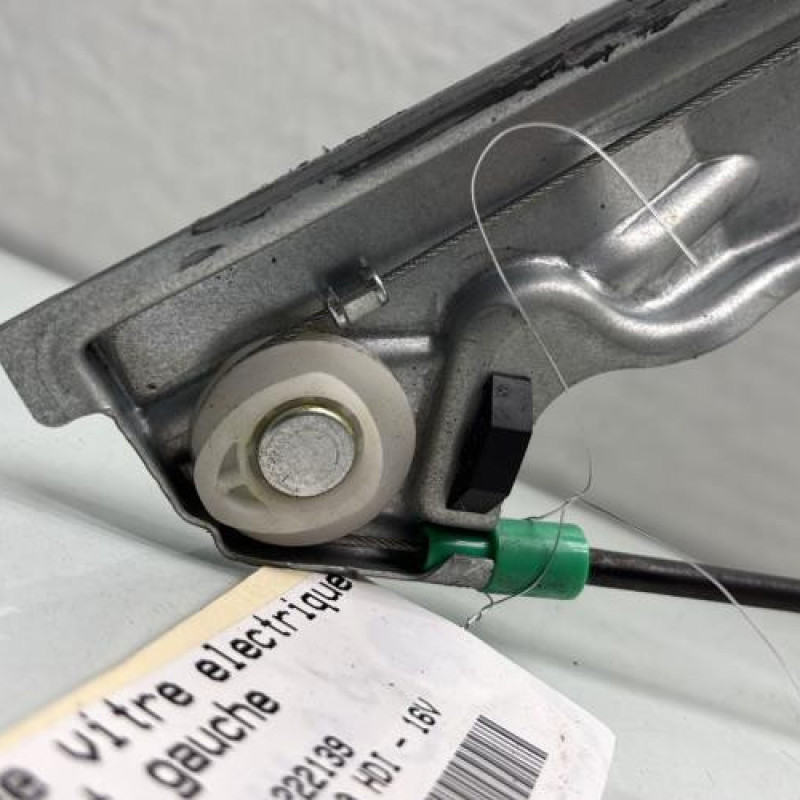 Leve vitre electrique avant gauche PEUGEOT 407 Photo n°4