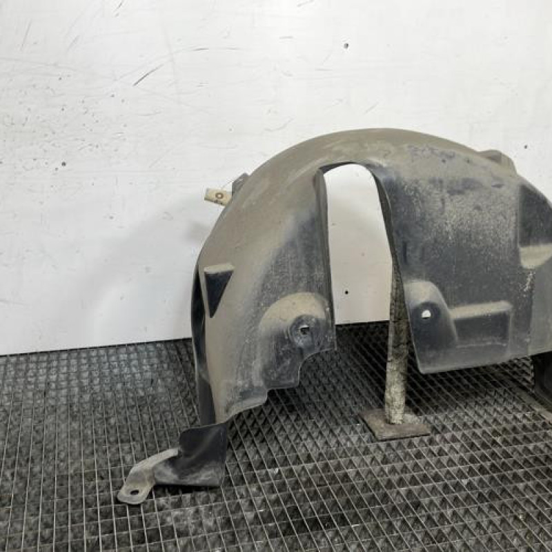 Pare boue arriere gauche RENAULT CLIO 4 Photo n°3
