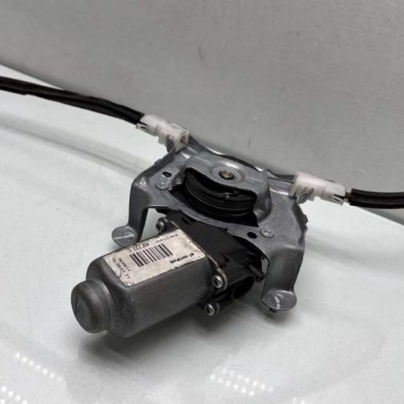 Leve vitre electrique avant gauche RENAULT SCENIC 1 Photo n°3