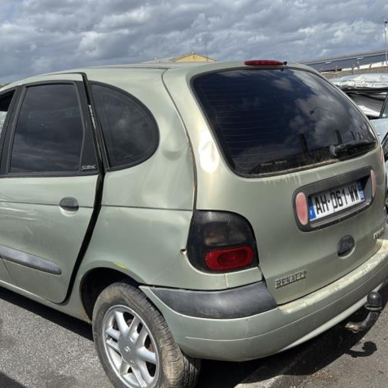 Leve vitre electrique avant gauche RENAULT SCENIC 1 Photo n°10