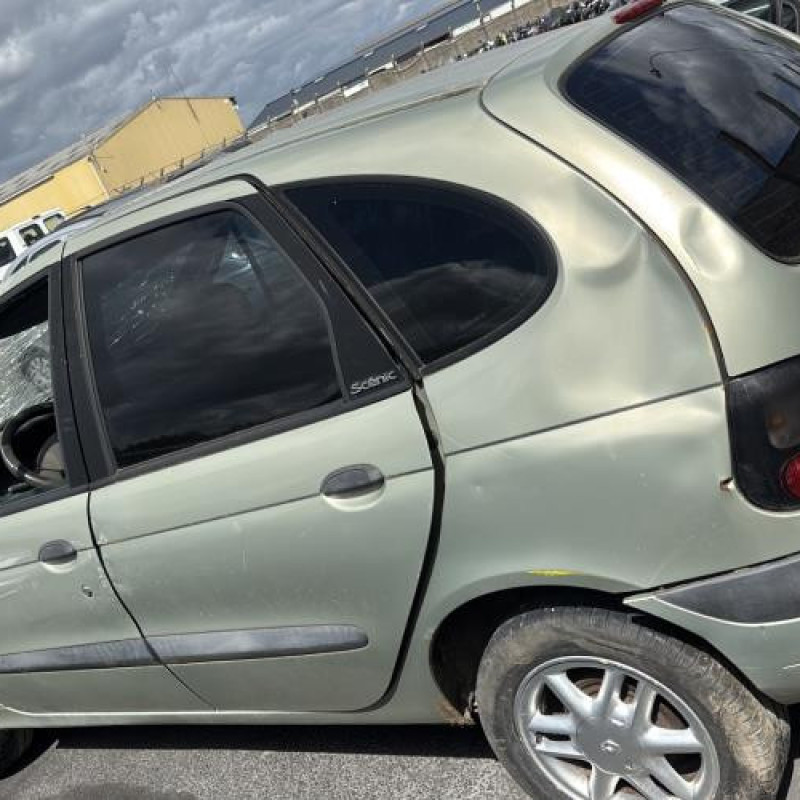 Leve vitre electrique avant gauche RENAULT SCENIC 1 Photo n°12