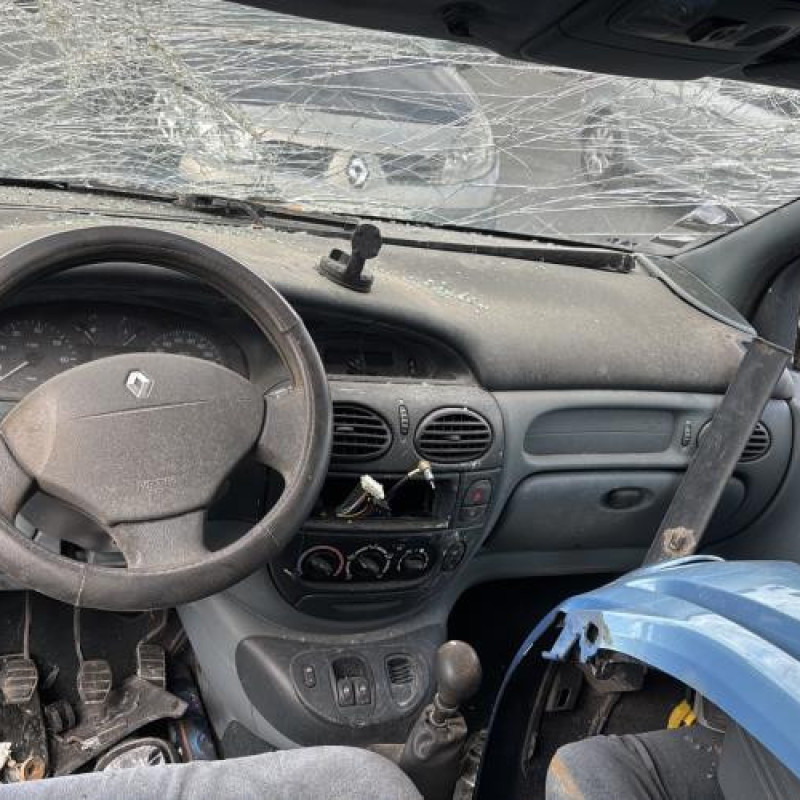 Leve vitre electrique avant gauche RENAULT SCENIC 1 Photo n°18
