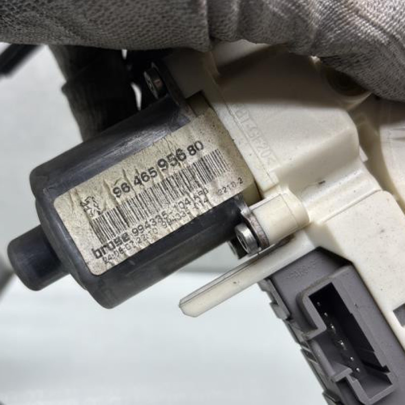Leve vitre electrique arriere gauche PEUGEOT 407 Photo n°7