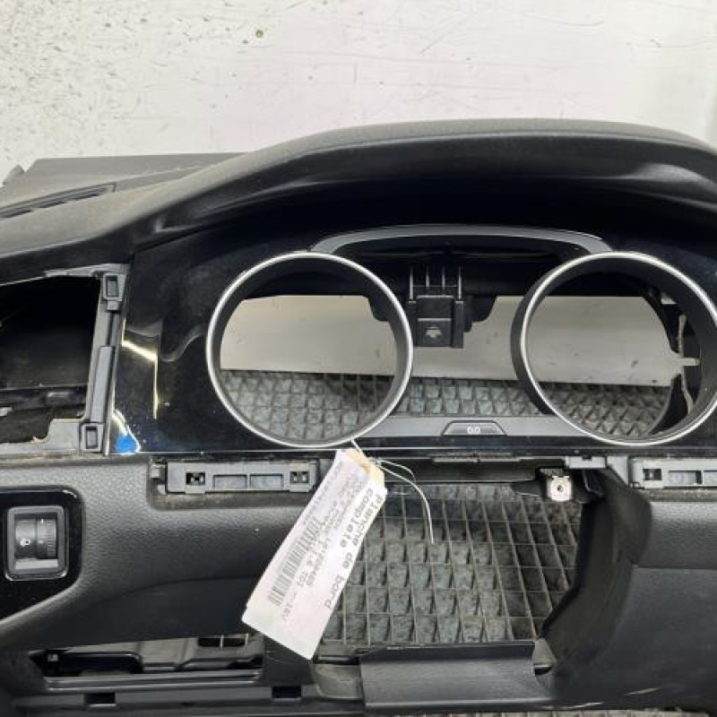 Planche de bord complete VOLKSWAGEN GOLF 7 Photo n°8