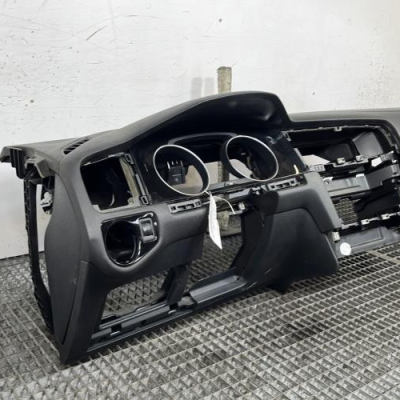 Planche de bord complete VOLKSWAGEN GOLF 7 Photo n°9