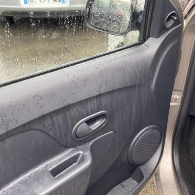 Attache ceinture arriere droit DACIA SANDERO 2 Photo n°15