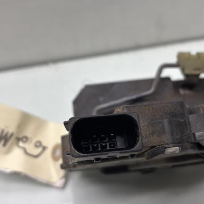 Serrure arriere droit OPEL CORSA D Photo n°3