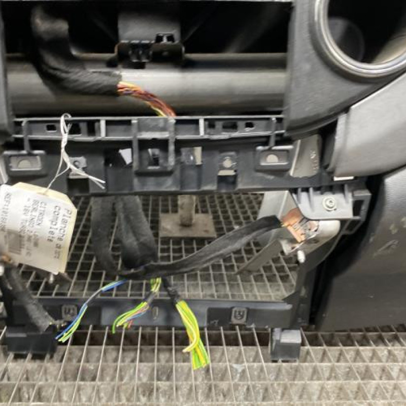 Planche de bord complete CITROEN BERLINGO 2 Photo n°5