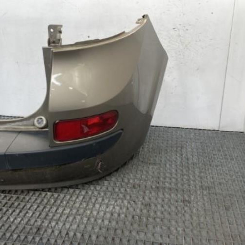 Pare choc arriere RENAULT CLIO 3 Photo n°6