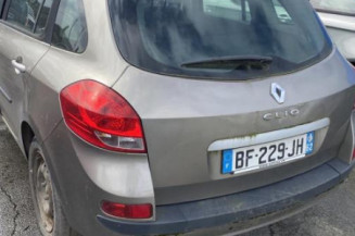 Pare choc arriere RENAULT CLIO 3