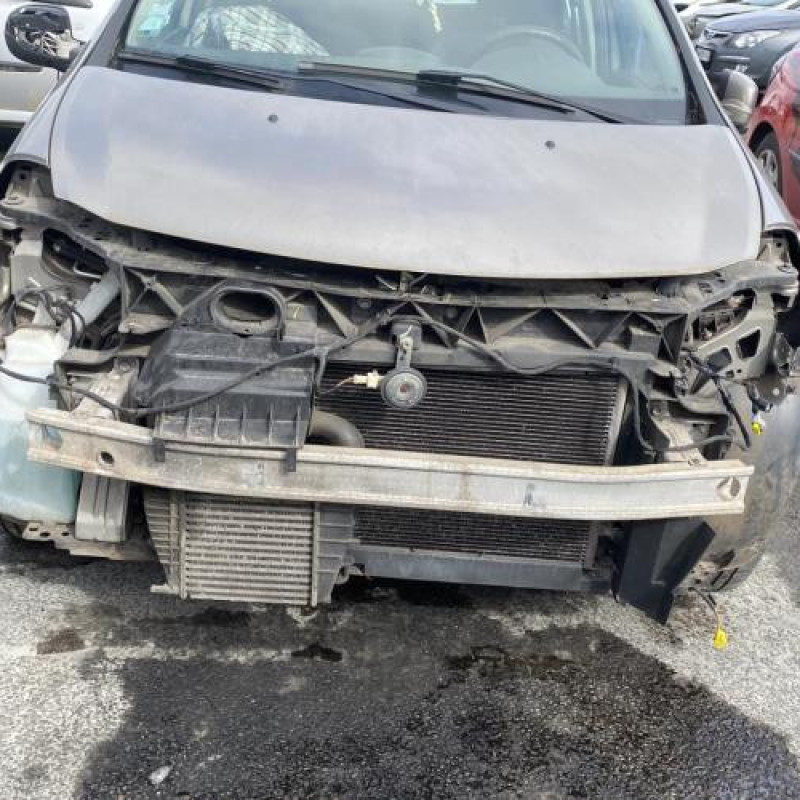Pare choc arriere RENAULT CLIO 3 Photo n°11
