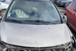 Pare choc arriere RENAULT CLIO 3