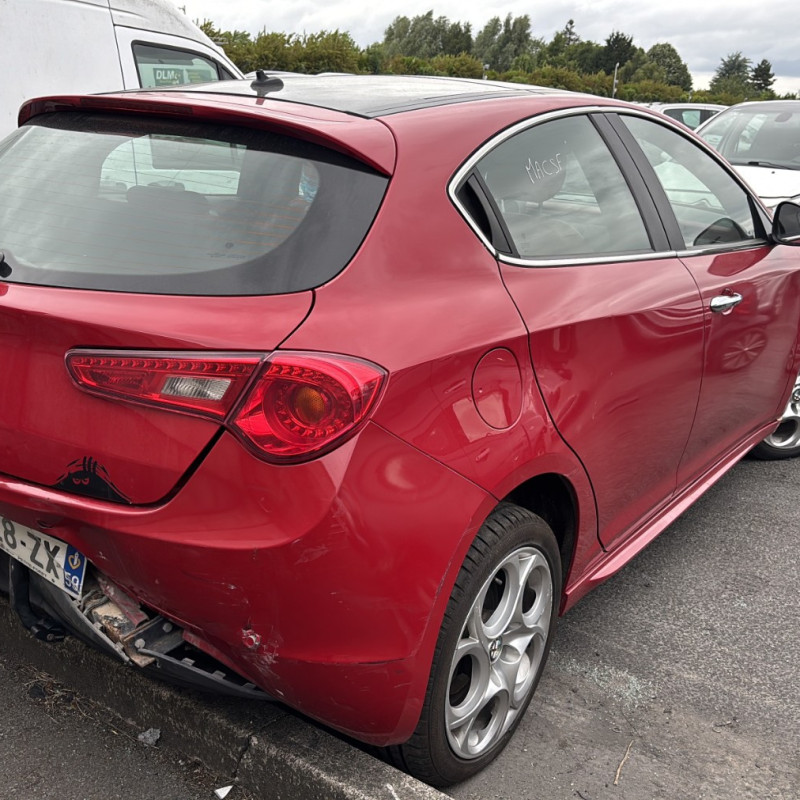ALFA ROMEO GIULIETTA 2 PHASE 2 1.4i - 16V TURBO Photo n°14