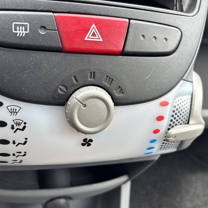 CITROEN C1 1 PHASE 1 1.4 HDI - 8V TURBO Photo n°14