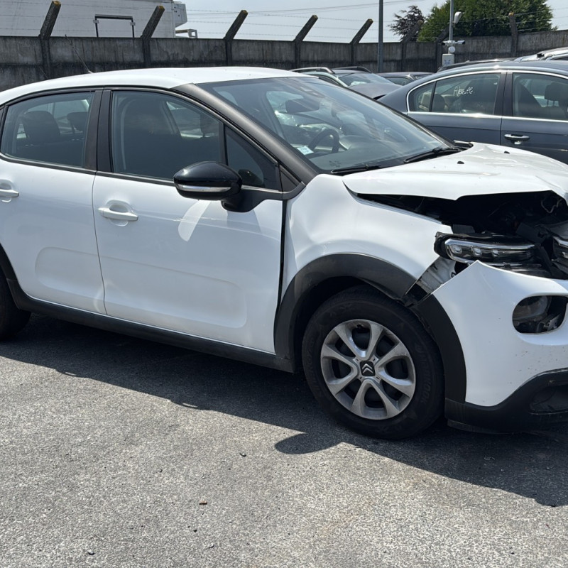 CITROEN C3 3 PHASE 1 1.6 BLUE HDI - 8V TURBO Photo n°2