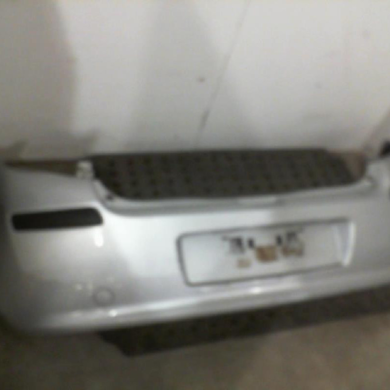 Pare choc arriere RENAULT CLIO 3 Photo n°4