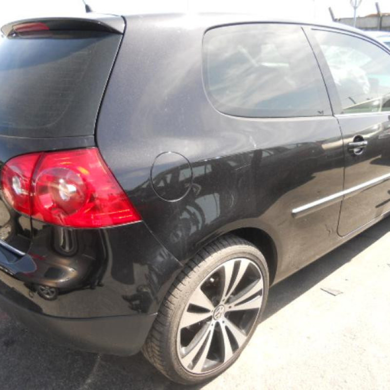 Vitre avant droit VOLKSWAGEN GOLF 5 Photo n°5