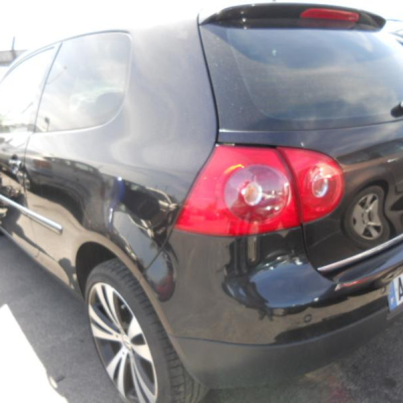 Vitre avant droit VOLKSWAGEN GOLF 5 Photo n°6