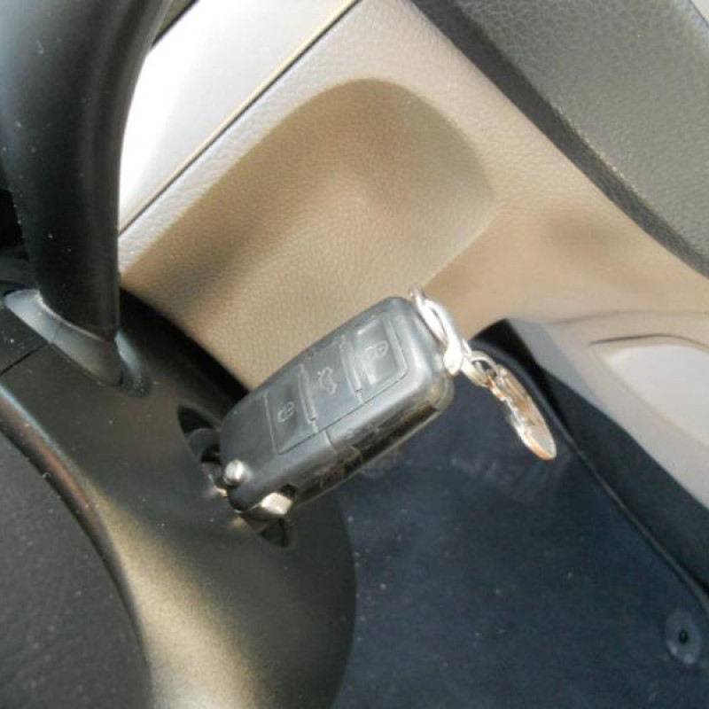 Vitre avant droit VOLKSWAGEN GOLF 5 Photo n°9