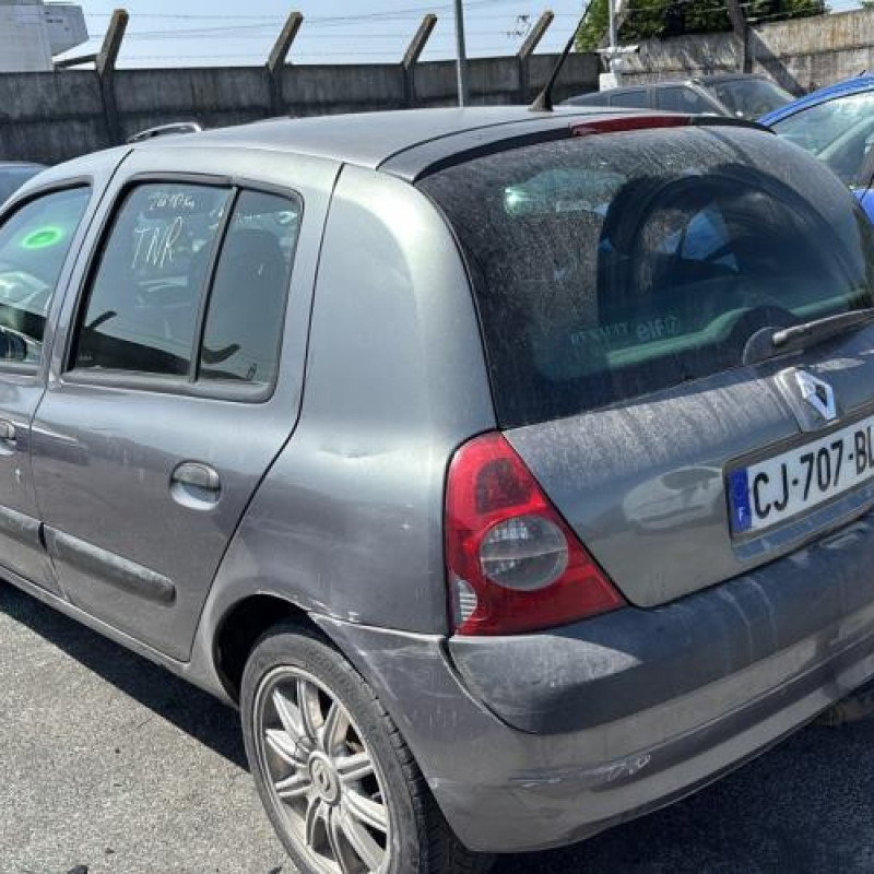 Moteur RENAULT CLIO 2 Photo n°8