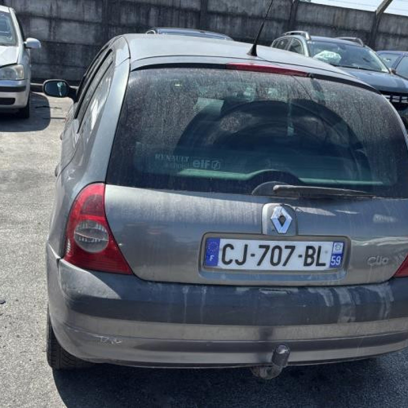 Moteur RENAULT CLIO 2 Photo n°9