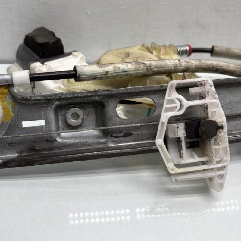 Leve vitre electrique avant gauche DODGE CALIBER Photo n°5