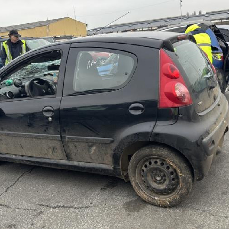 Vase de lave glace PEUGEOT 107 Photo n°10