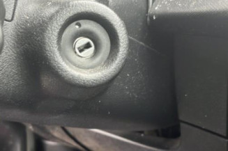 Pare choc arriere PEUGEOT 207
