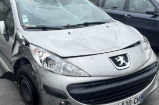 Pare choc arriere PEUGEOT 207
