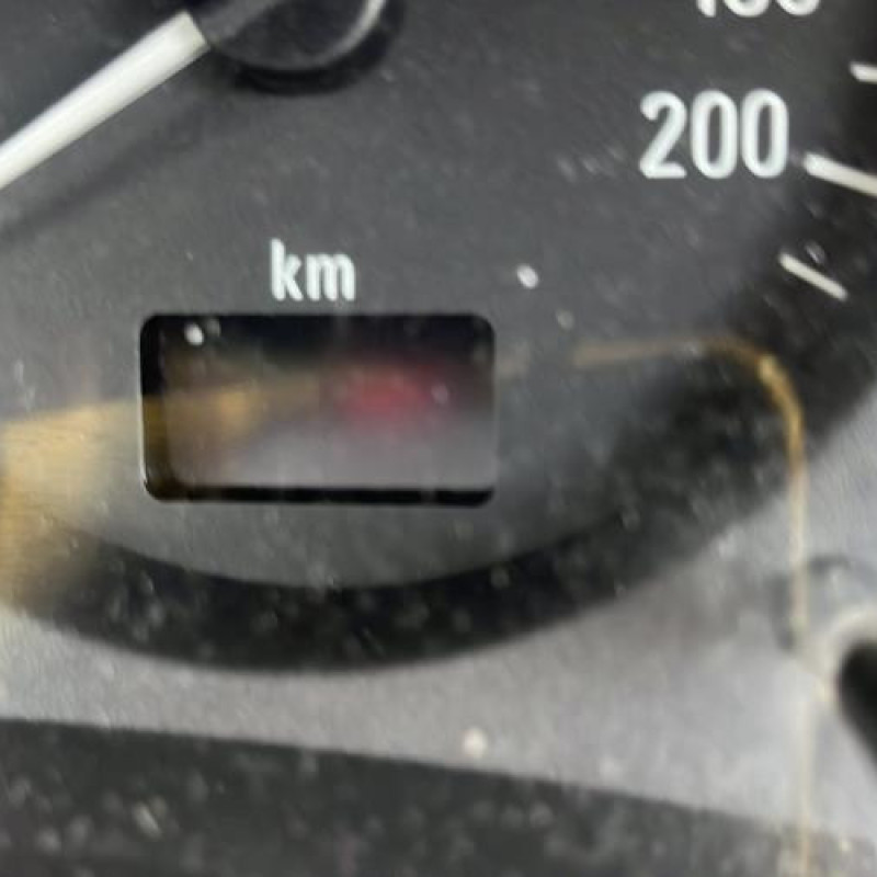 Pare choc avant OPEL CORSA C Photo n°9