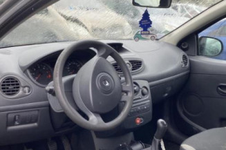 Pare choc arriere RENAULT CLIO 3