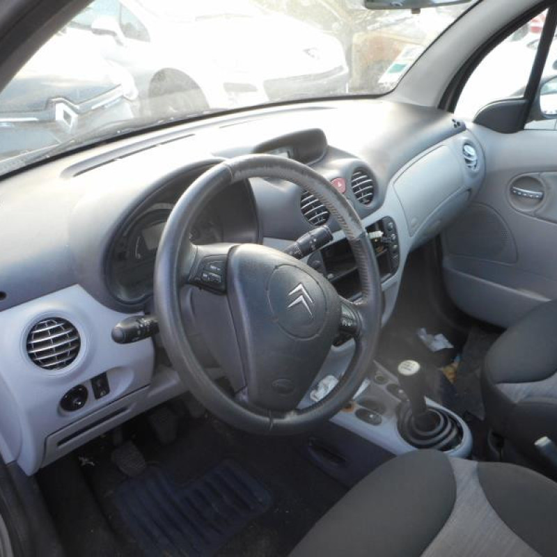 Pare choc avant CITROEN C3 1 Photo n°17