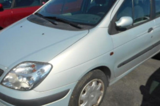 Pare choc avant RENAULT SCENIC 1