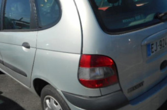 Pare choc avant RENAULT SCENIC 1