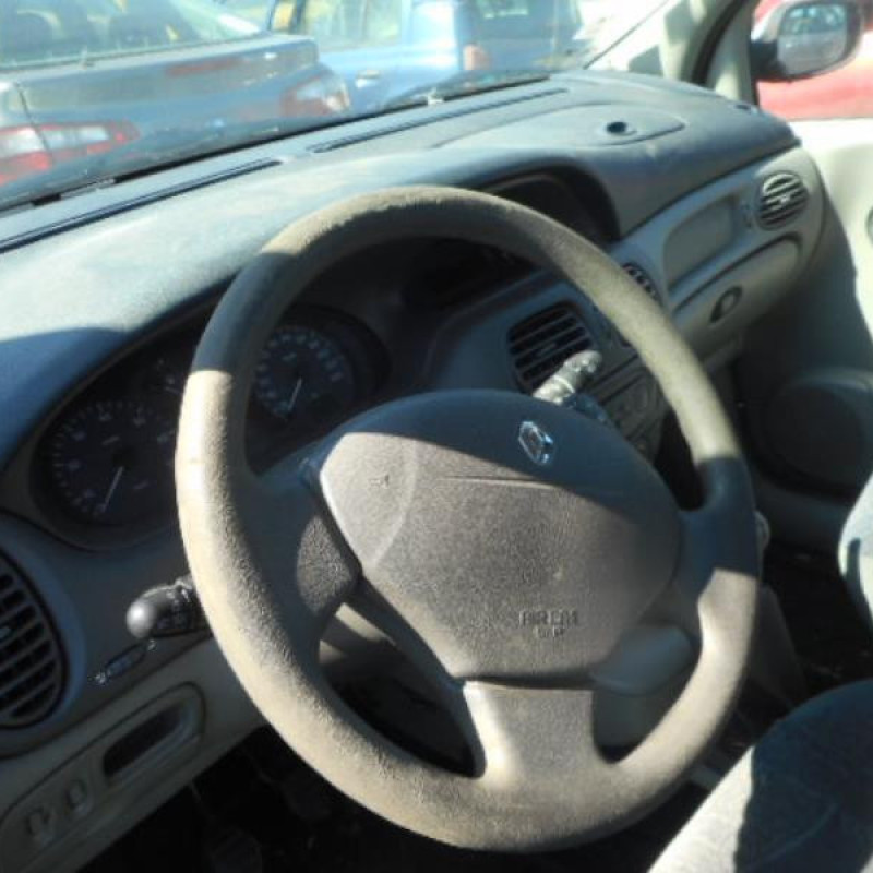 Pare choc avant RENAULT SCENIC 1 Photo n°11