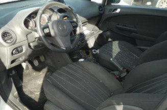 Pare choc arriere OPEL CORSA D