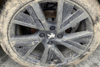 PEUGEOT 208 2 1.2 PURETECH - 12V TURBO