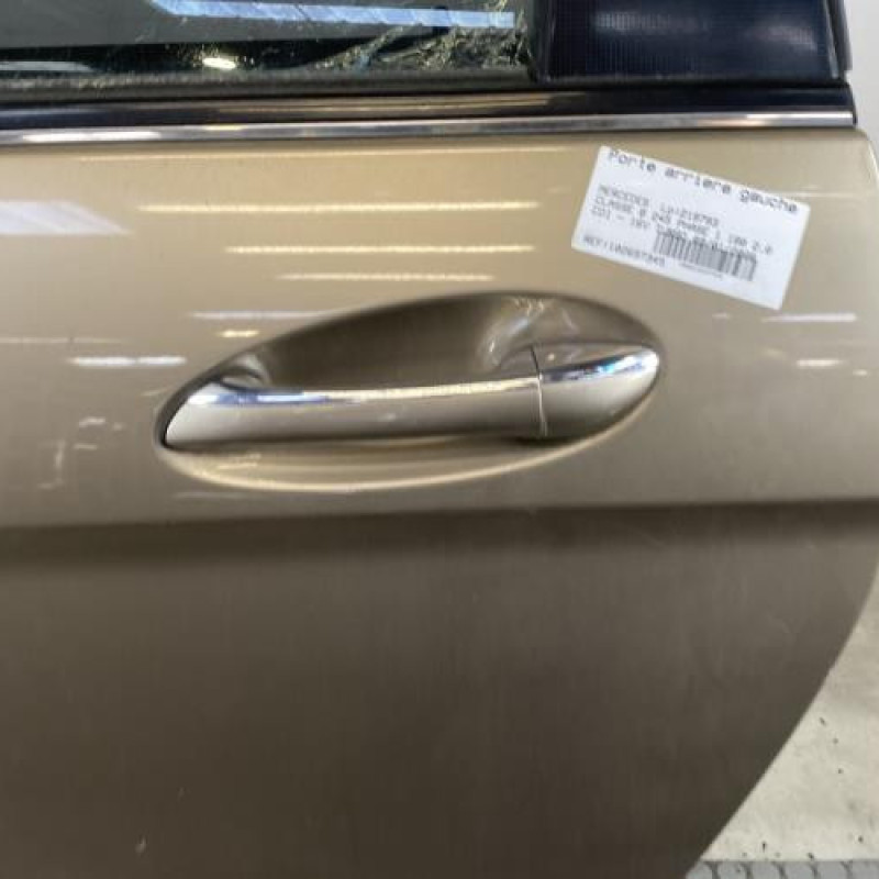 Porte arriere gauche MERCEDES CLASSE B 245 Photo n°2