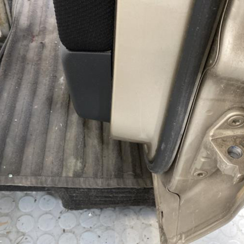 Porte arriere gauche MERCEDES CLASSE B 245 Photo n°5