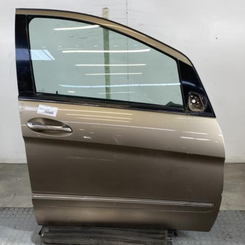 Porte avant droit MERCEDES CLASSE B 245 Photo n°1