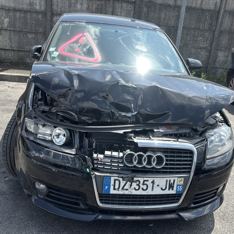 AUDI A3 2 PHASE 1 1.8 TFSI - 16V TURBO Photo n°19