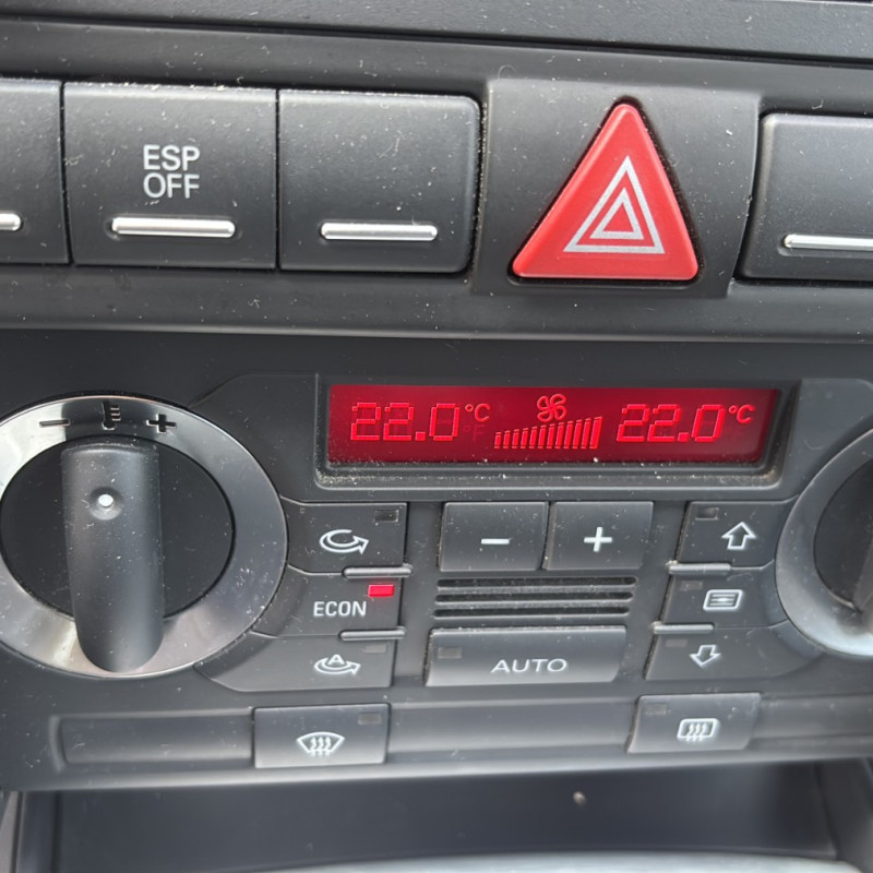 AUDI A3 2 PHASE 1 1.8 TFSI - 16V TURBO Photo n°30