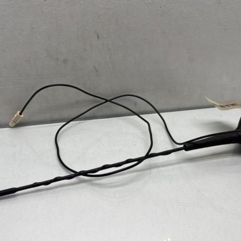 Antenne RENAULT TWINGO 3 Photo n°3