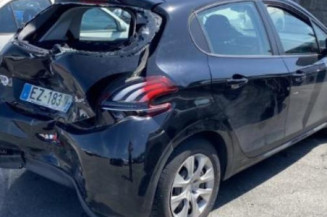 Moteur PEUGEOT 208 1