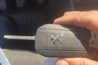 Moteur PEUGEOT 208 1
