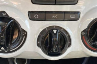 Moteur PEUGEOT 208 1