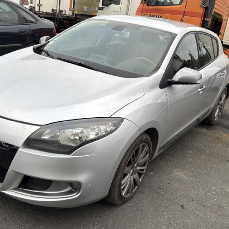 Aile avant droit RENAULT MEGANE 3 Photo n°17