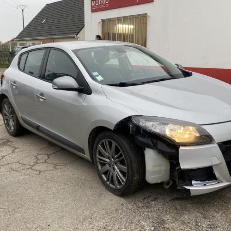 Aile avant gauche RENAULT MEGANE 3 Photo n°6