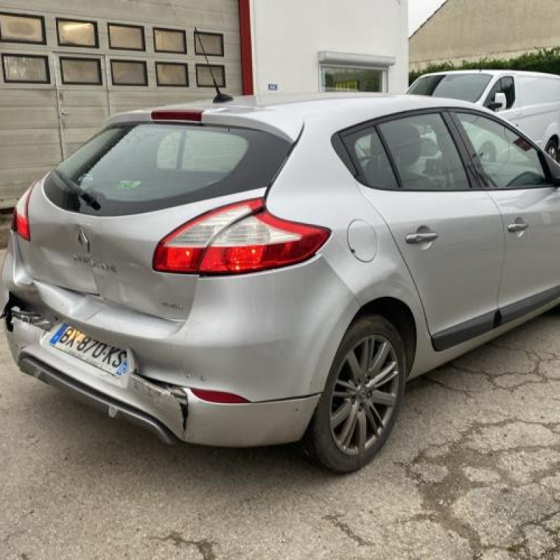 Aile avant gauche RENAULT MEGANE 3 Photo n°7