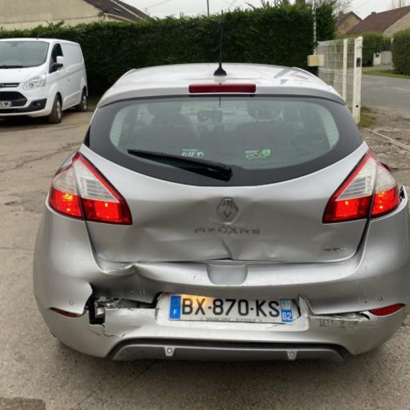 Aile avant gauche RENAULT MEGANE 3 Photo n°9